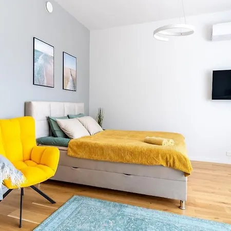 Autumn Is Here - Spend It With Your Loved One! Apartment